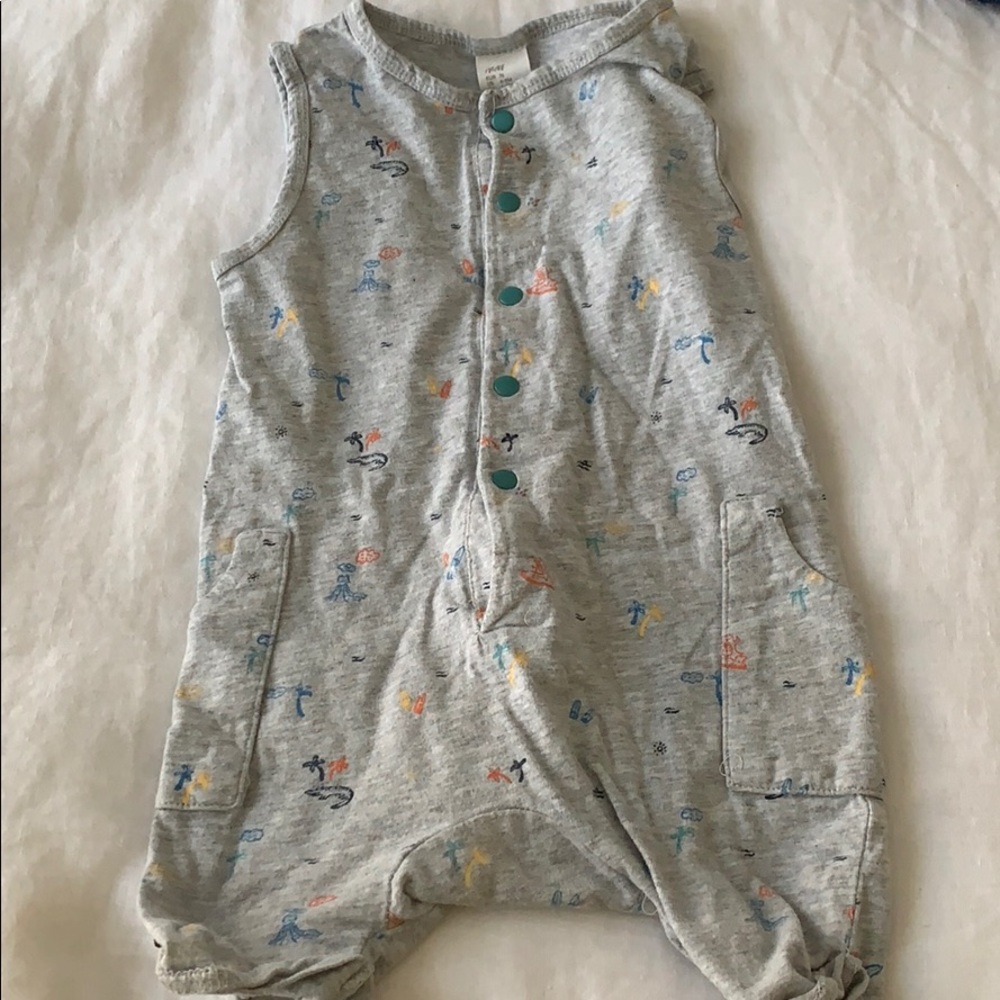 Free with bundle. H&M 6-9m romper